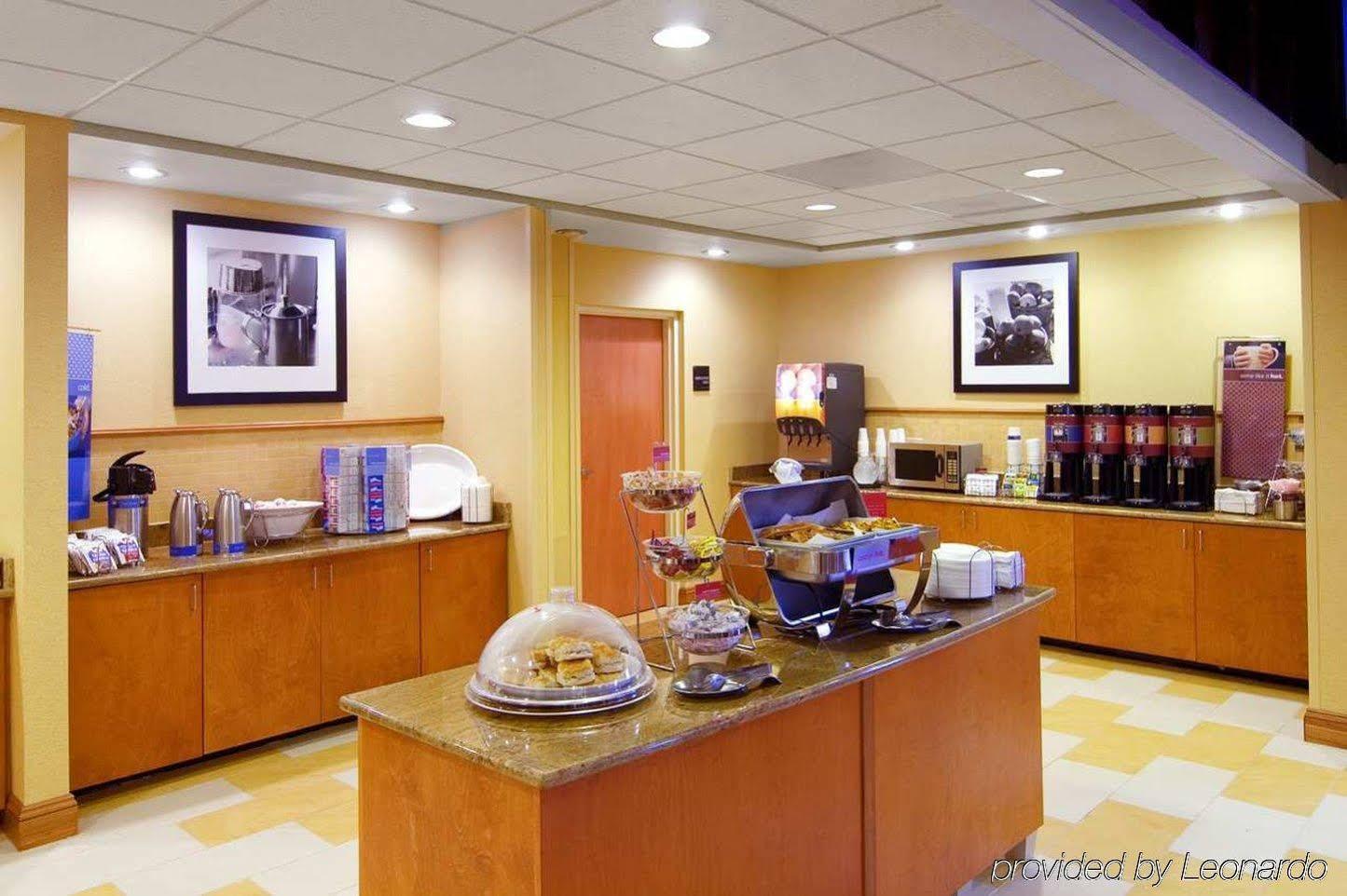 Hampton Inn Petersburg - Southpark Mall Colonial Heights Exterior photo