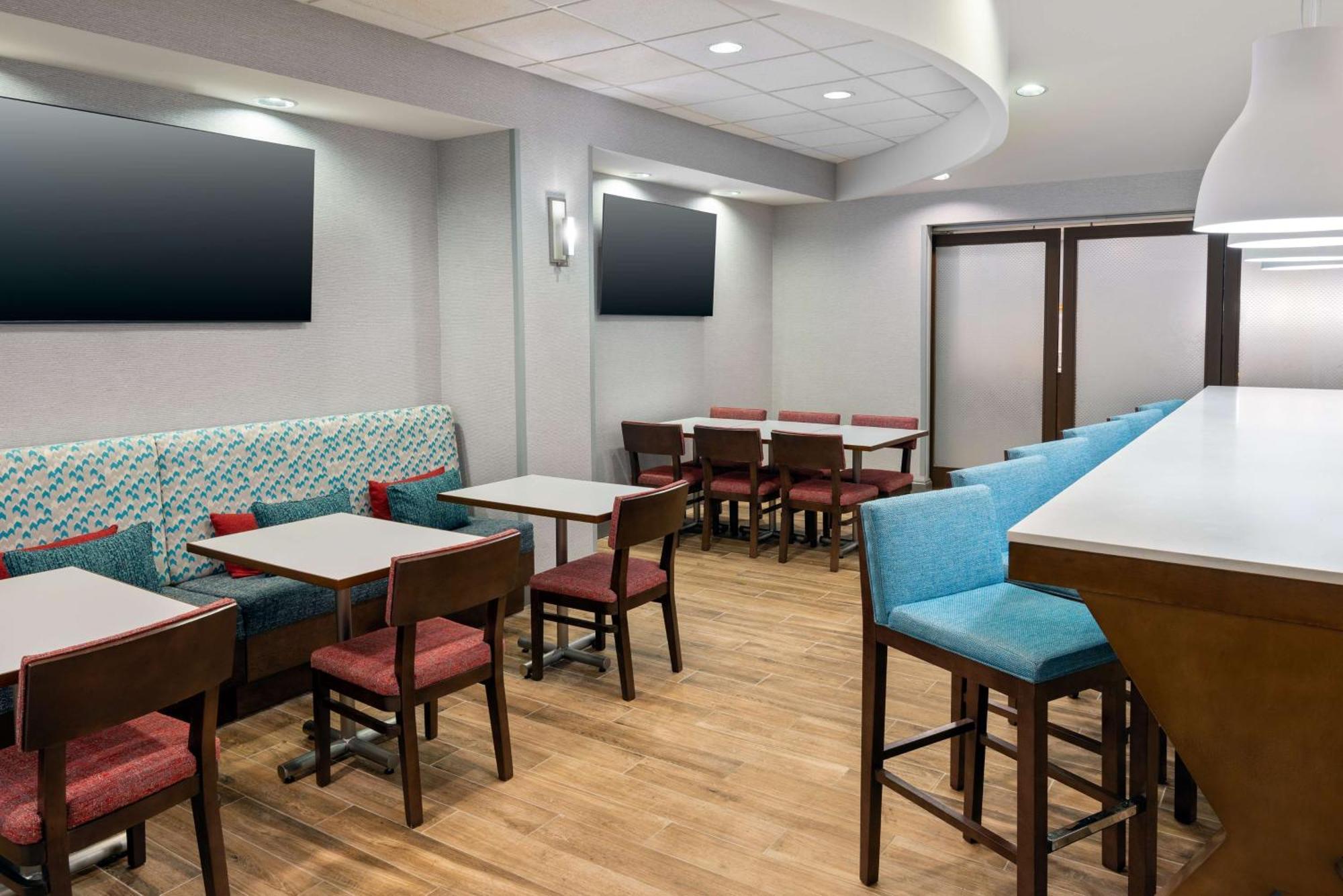 Hampton Inn Petersburg - Southpark Mall Colonial Heights Exterior photo