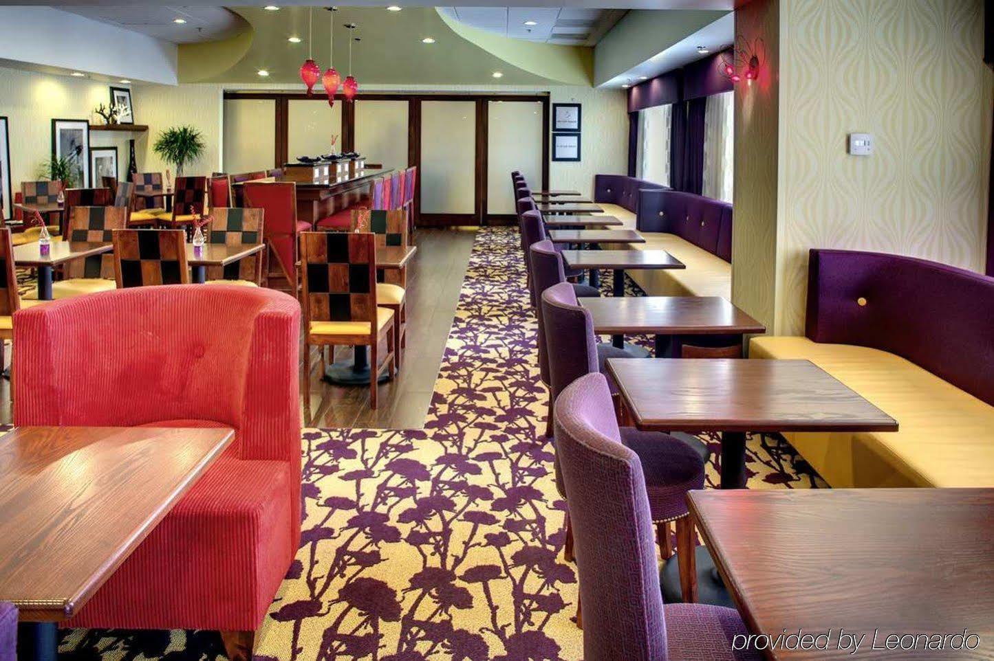 Hampton Inn Petersburg - Southpark Mall Colonial Heights Restaurant photo
